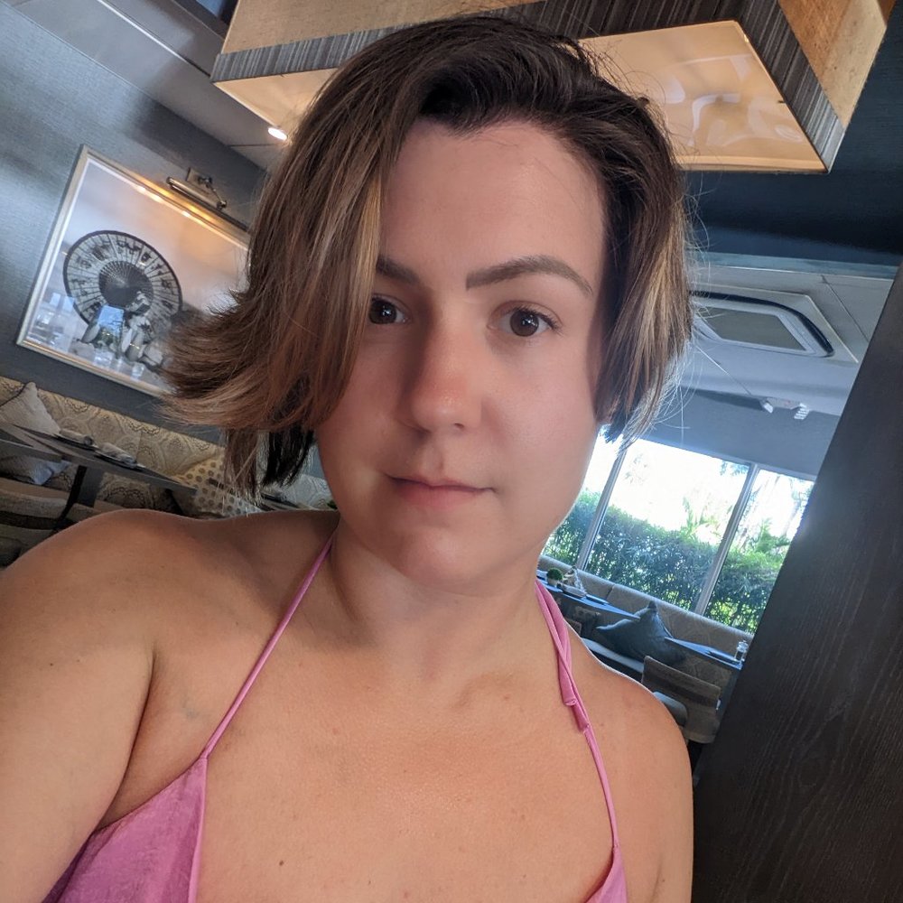 Meet your Posher, Abby